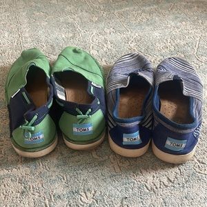 Lightly Worn Toms 8.5 Blue Green